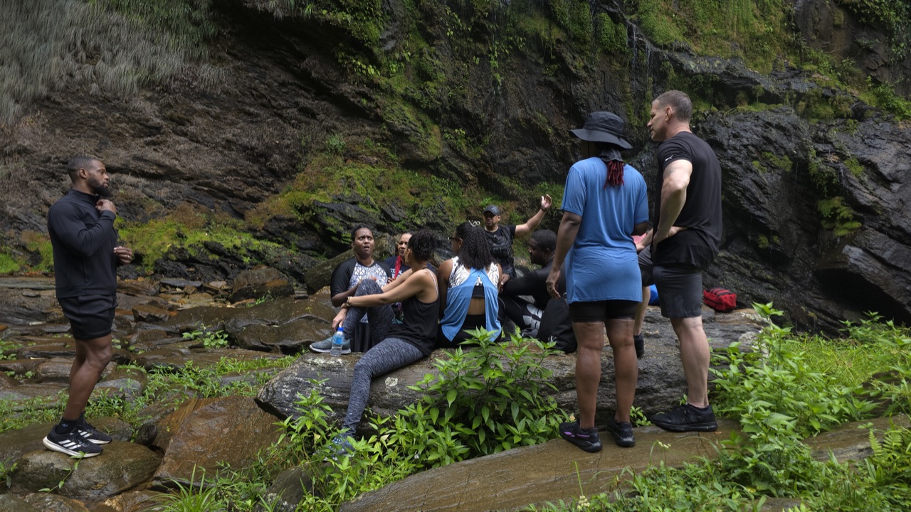 The trail above Maracas